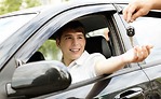 美國道路安全保險協會（IIHS）公布了35款最適合年輕人的舊車。這些車款價格相對便宜，安全性好，而且最重要的是，這些車款都不是高馬力的。(Istock)