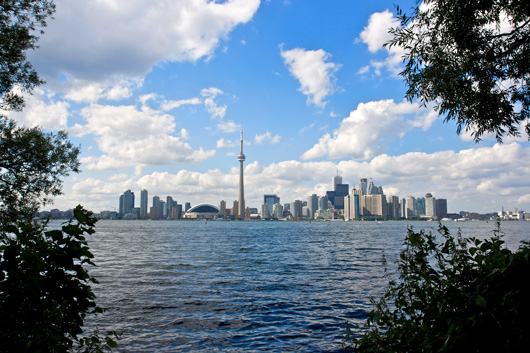 Skyline_view_from_the_Islands.jpg