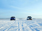 現代在瑞典阿傑洛格（Arjeplog）的極寒環境下，測試氫電動車NEXO和純電動車KONA ELECTRIC。測試在距北極僅一小時車程的凍土地區進行。(Hyundai)