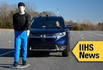 美國安全測試權威機構IIHS開始進行測試汽車的自動剎車系統(Youtube視頻截圖)