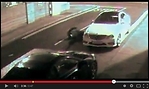 男子用石塊砸車偷竊反被砸 視頻爆紅